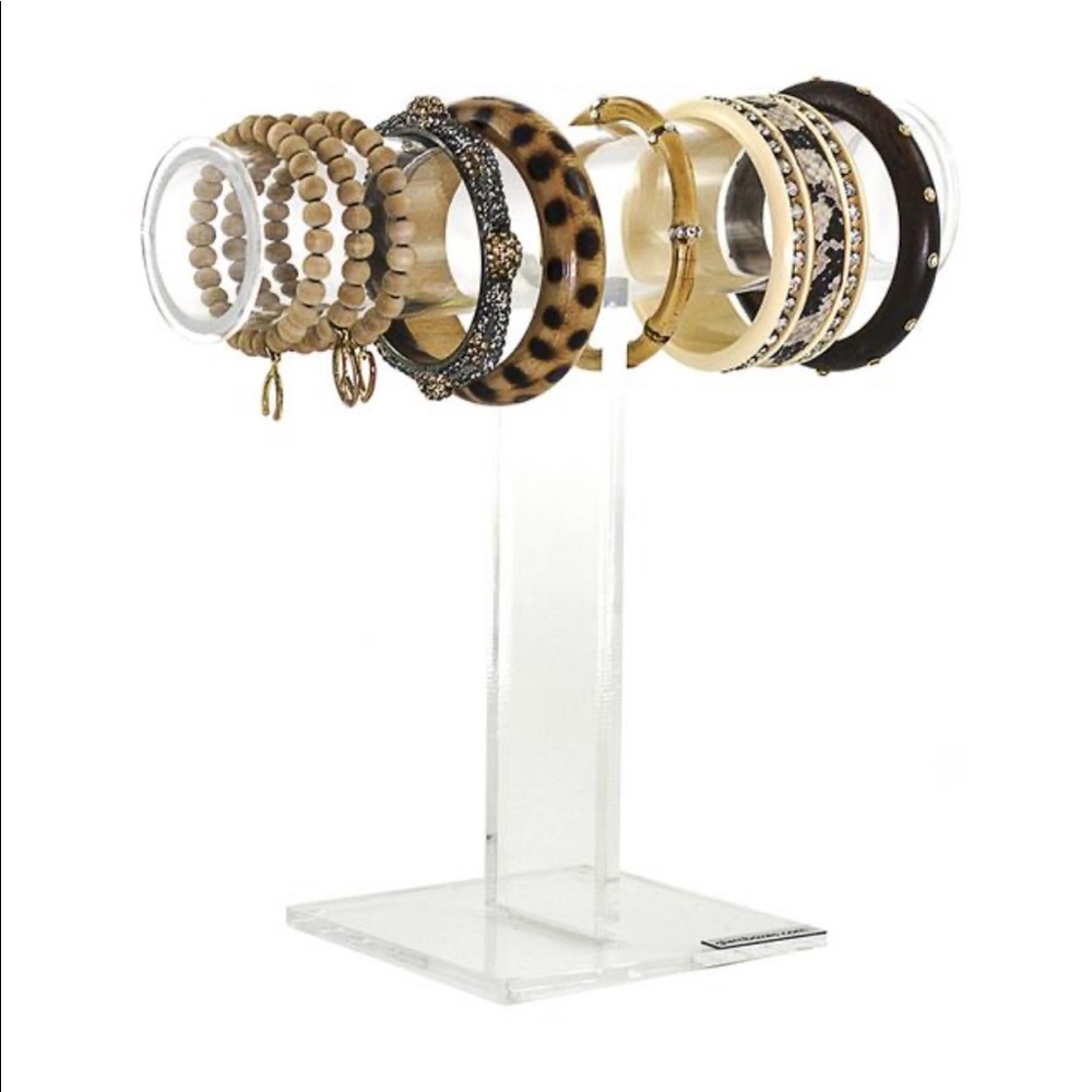 GLAMBOX T STAND SHORT